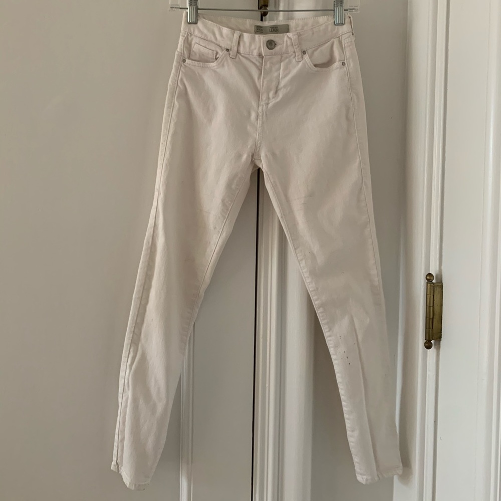 Topshop: Leigh white skinny jeans